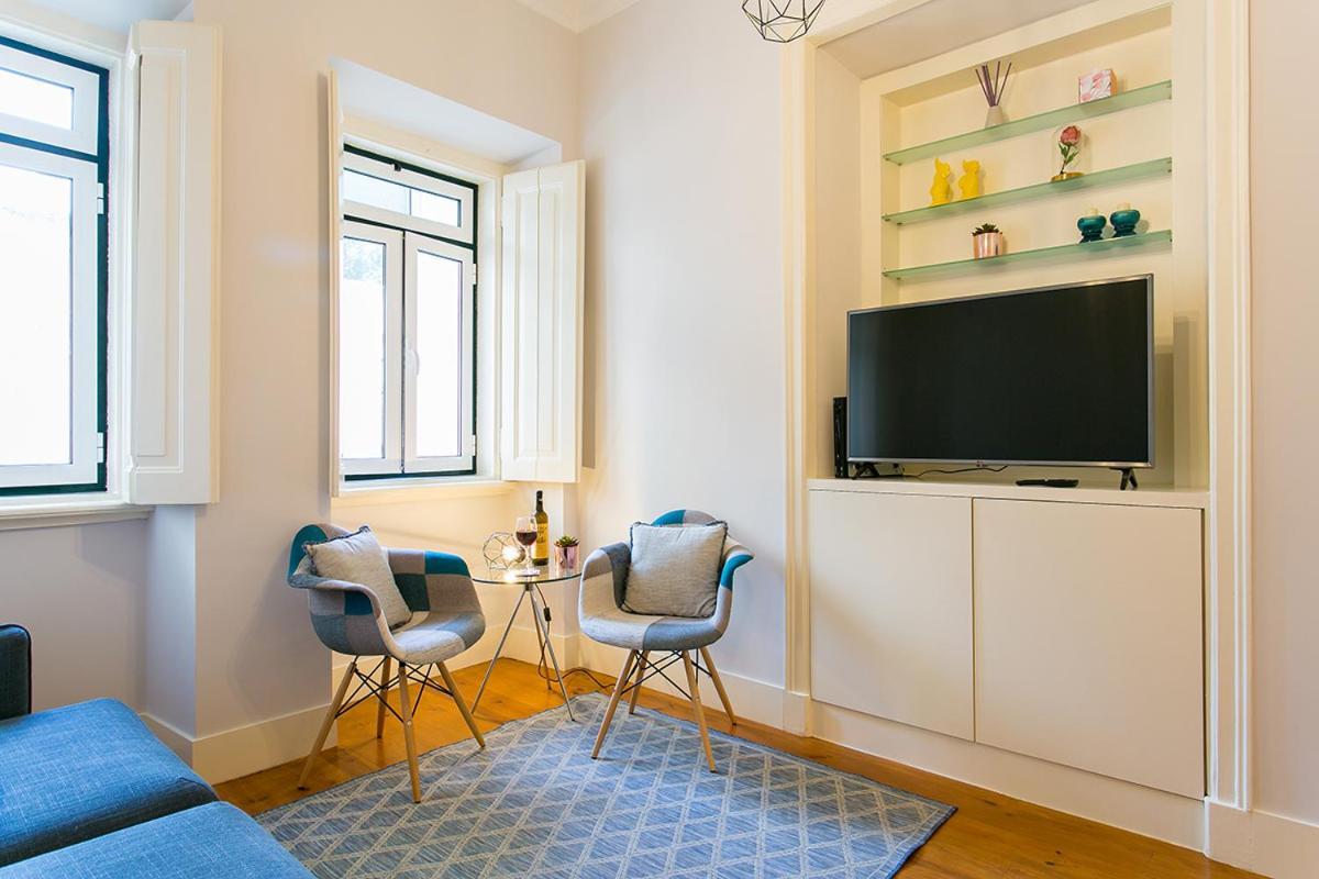 Lovelystay - Cozy 3Bdr Apartment In Estrela Lisboa Exteriör bild